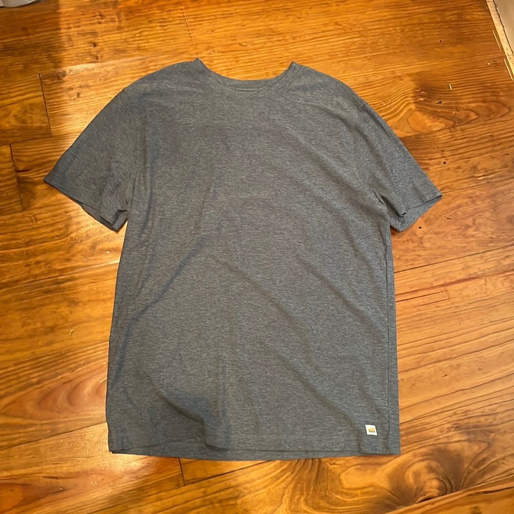 Vuori  shirt